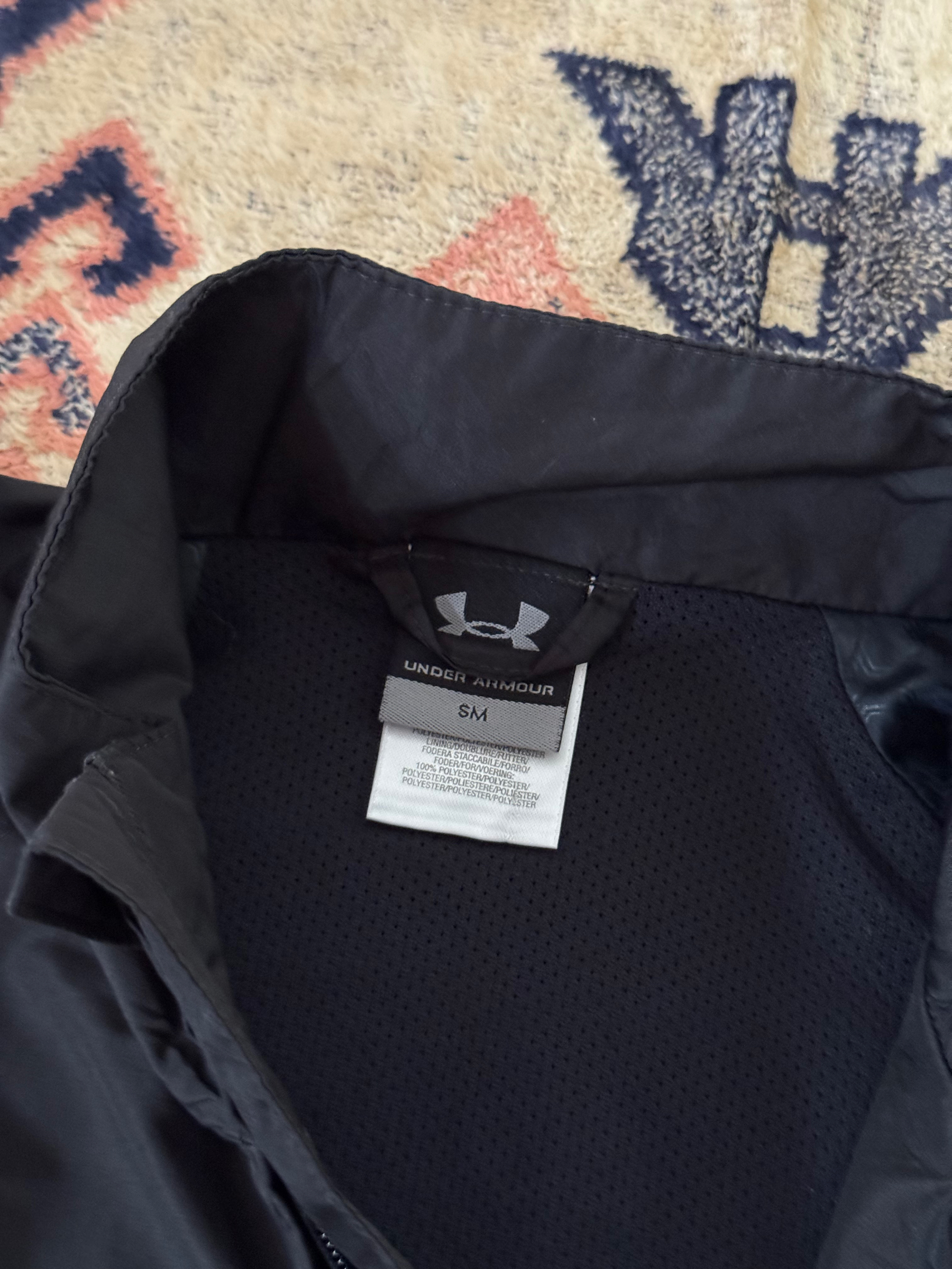 Survette Under Armour - 2